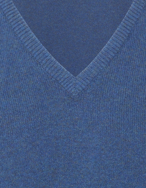 William Lockie V-neck Lambswool Pullover | Hurricane