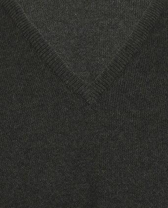 William Lockie V-neck Lambswool Pullover | Seaweed