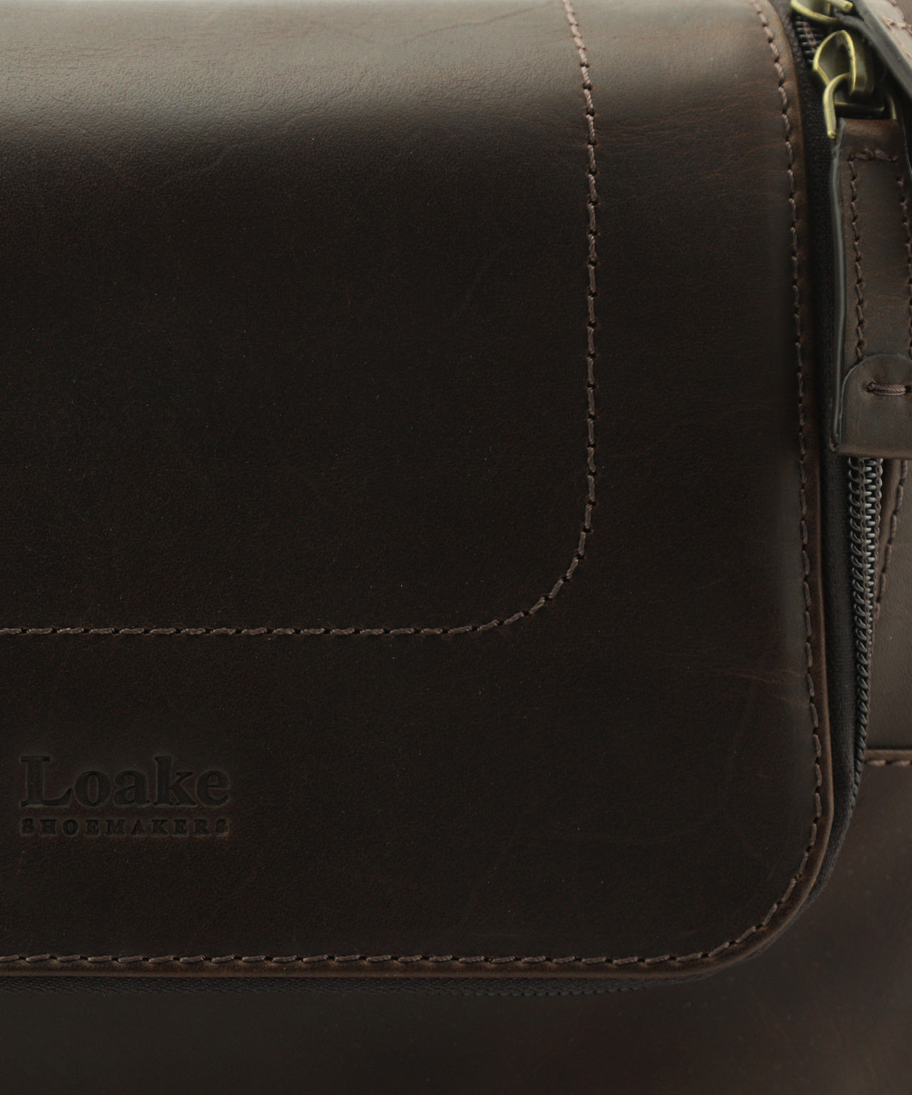 Hanging Washbag | Bruin