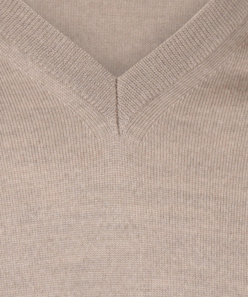 Merino wool v-neck sweater | Dark Beige