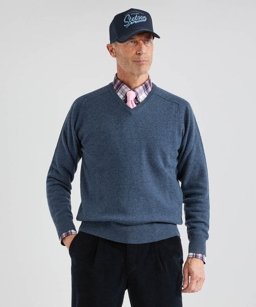 Classic Lambswool v-neck sweater | Denim Blue