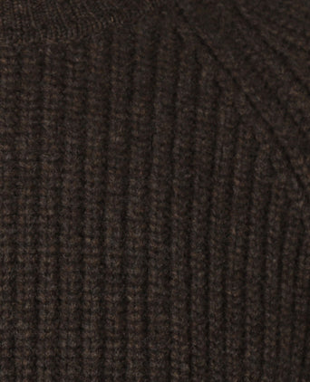 William Lockie Joss Earl Crew Neck Sweater | Cocoa