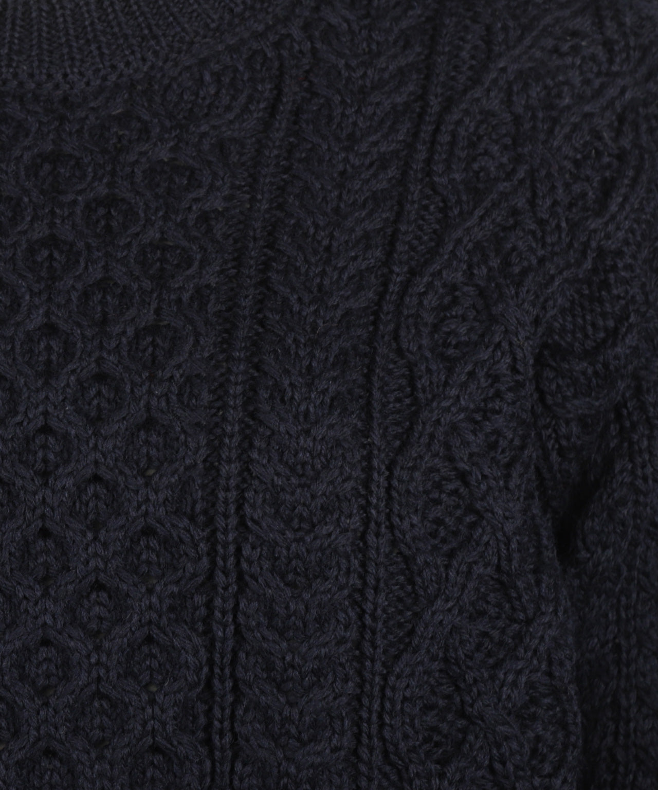 Aran-Pullover mit Rundhalsausschnitt und Zopfmuster | Marineblau