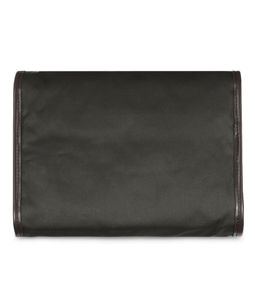 Barbour Wax Hanging Washbag | Green