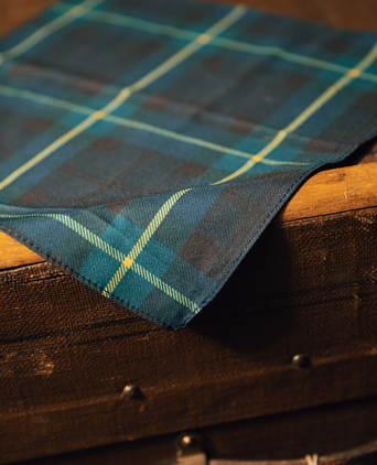 Pocket square 90 Years Edition | 90YGreen