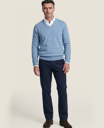 Classic Lambswool v-neck sweater | Blue
