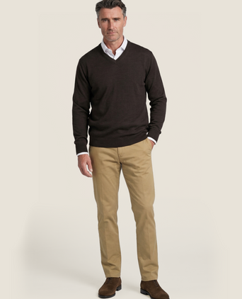Merino wool v-neck sweater | Dark Brown