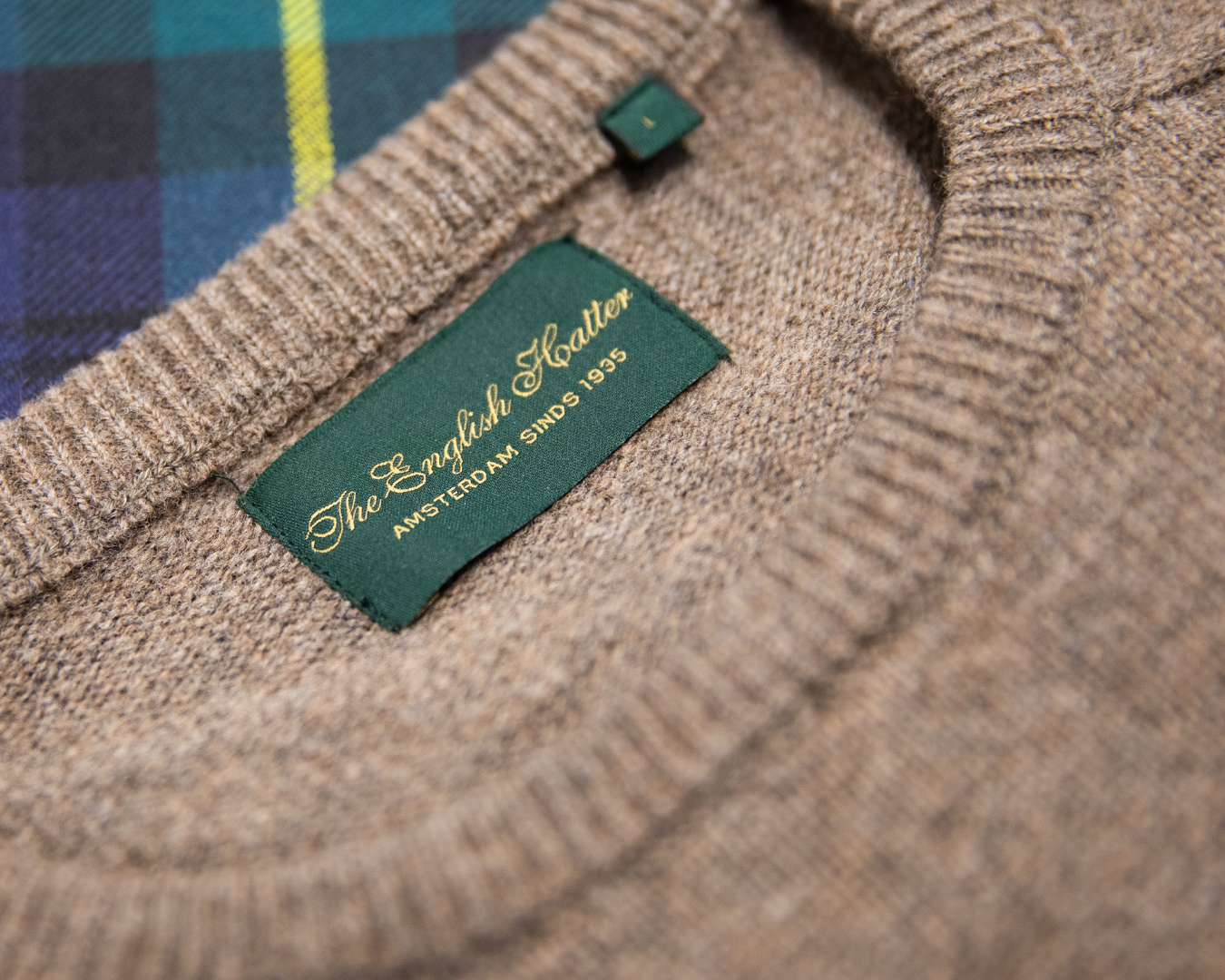 DE PERFECTE LAMSWOLLEN PULLOVER