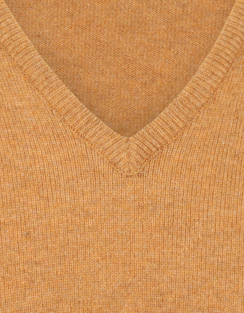 William Lockie V-neck Lambswool Pullover | Gazelle