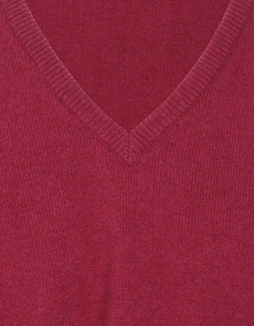 William Lockie V-neck Lambswool Pullover | Roship
