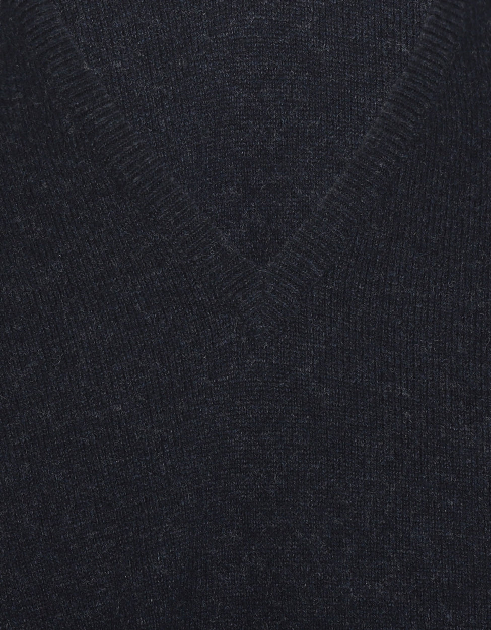William Lockie V-neck Lambswool Pullover | Oxford Blue