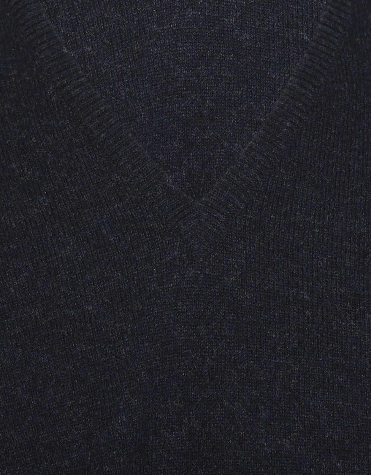 William Lockie V-neck Lambswool Pullover | Oxford Blue