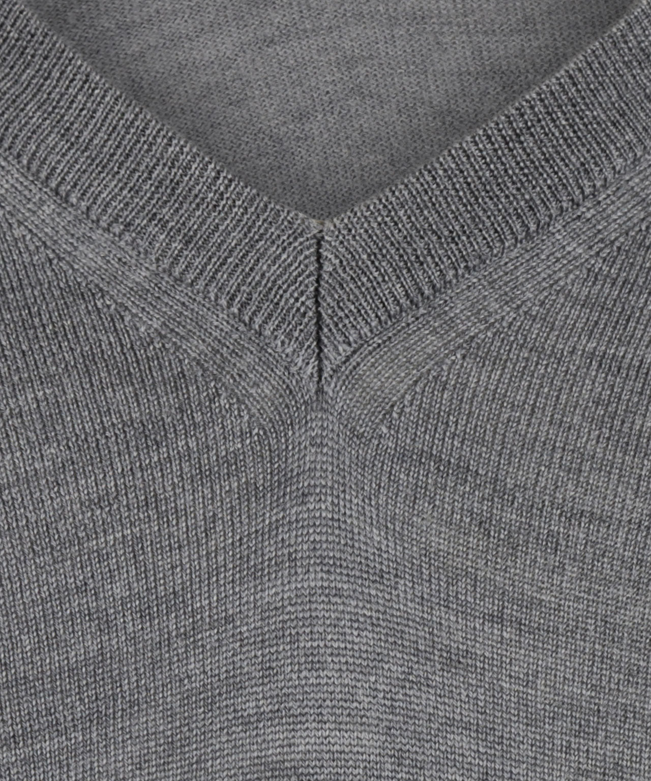 Merino wool v-neck sweater | Grey