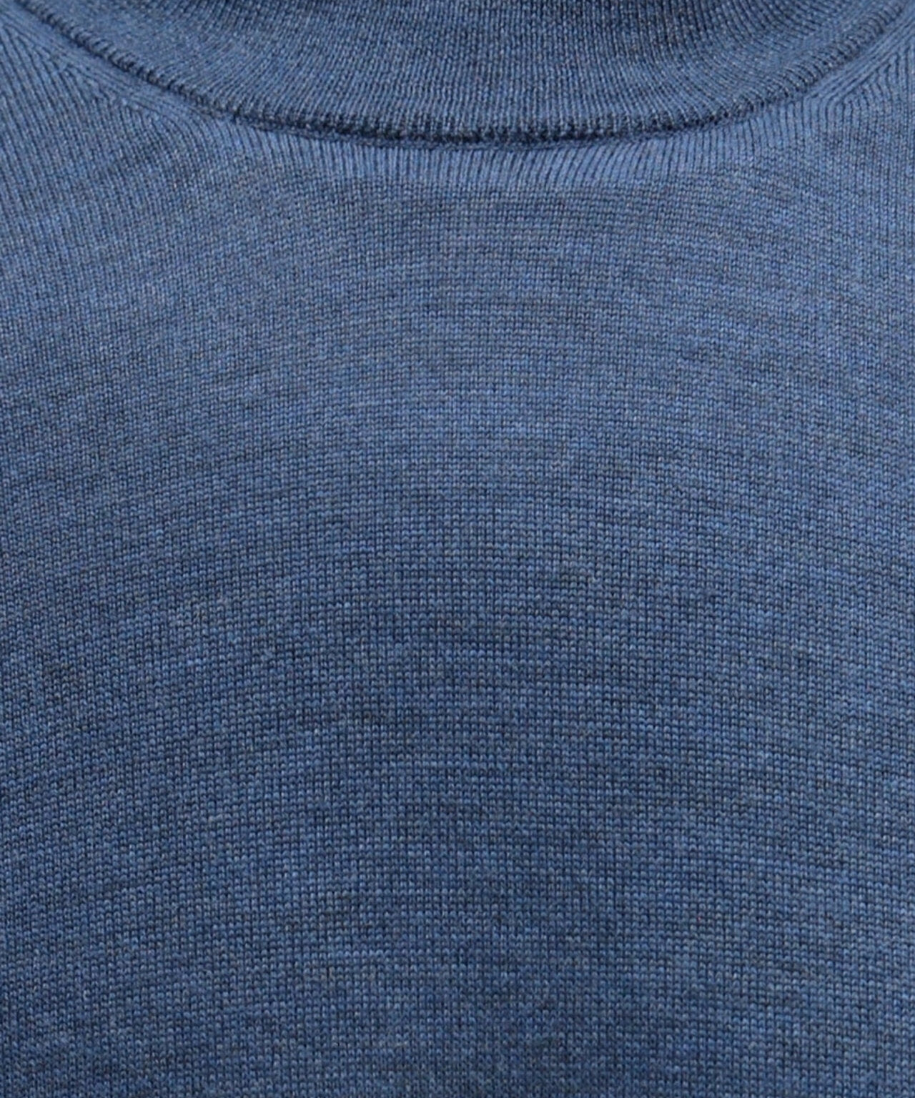 Schildkrötenpullover aus Merinowolle | Hellindigo