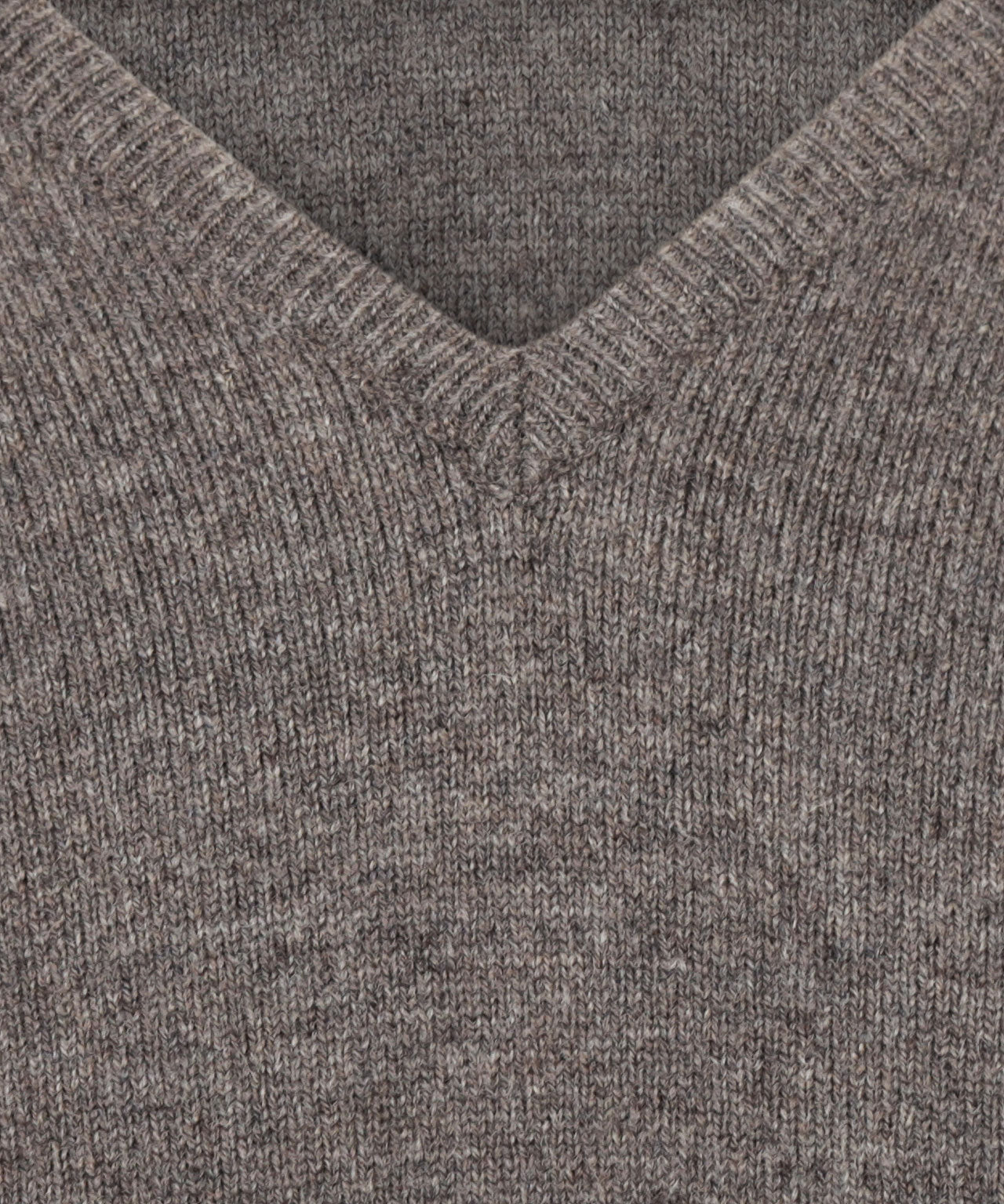 Pullover mit V-Ausschnitt aus Lammwolle *Sale* | Birch